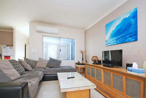 Ocean Breeze - Sydney Tourism 2