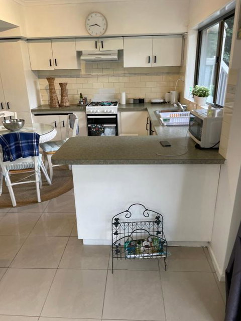 OCEAN GET AWAY - Sydney Tourism 0