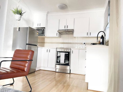 OCEAN MIST - DIRECT BEACHFRONT ON CASEYs BEACH - Sydney Tourism 1