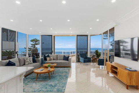 Ocean Vista Escape - A Lofty Beachfront Penthouse - Sydney Tourism 0