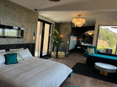 On Eagle Wings Mountain Retreat & Spa - Sydney Tourism 3