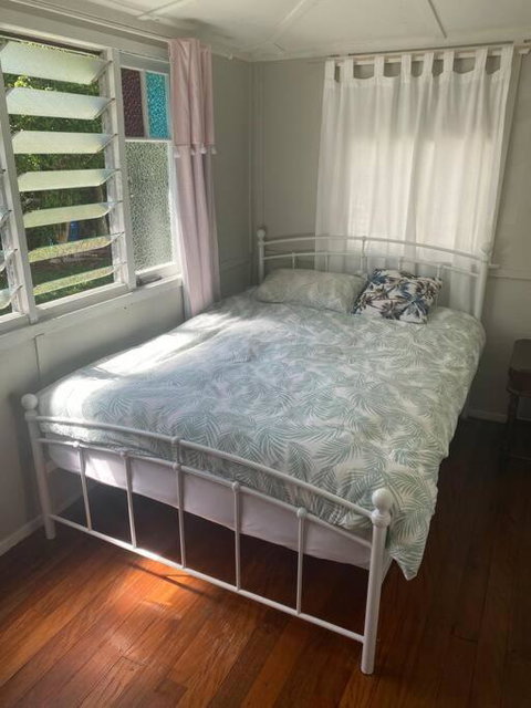 Original Surf Cottage In Heart Of Pottsville Beach - Sydney Tourism 2