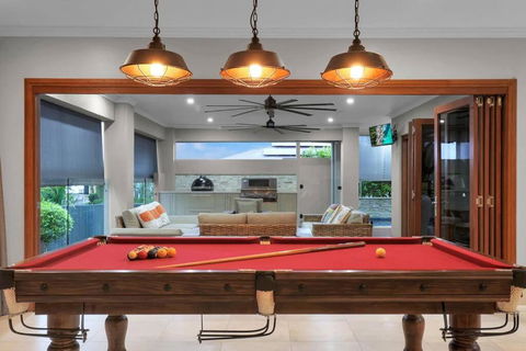 Oversized Luxury- A Corporate & Family Heaven - Sydney Tourism 0