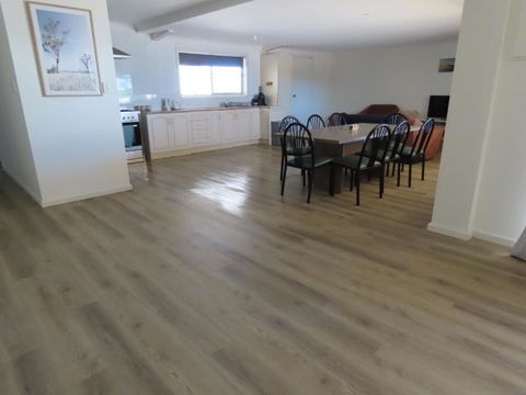 PACEYS PLACE - Sydney Tourism 1