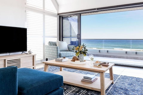 Pacific Dawn On The Beach Two - Sydney Tourism 2