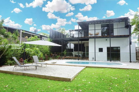 PACIFIC Stunning Coastal Home The Perfect Family Getaway - Sydney Tourism 1