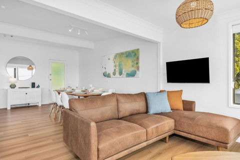 Pambula Little Beach House - Sydney Tourism 3