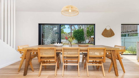 Pangkarra -Stunning Beach House - Family Friendly - Sydney Tourism 3