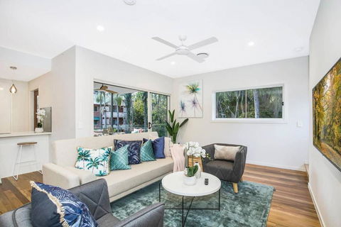 Park Avenue Townhouse Retreat Brisbane Sleeps 10 - Sydney Tourism 3