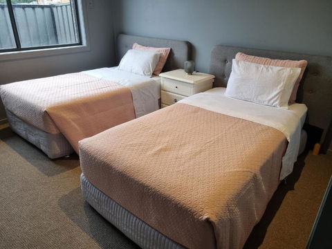 Peaceful 3 Bedroom House In Melton Vic - Sydney Tourism 2
