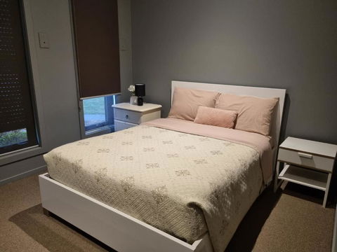 Peaceful 3 Bedroom House In Melton Vic - Sydney Tourism 1
