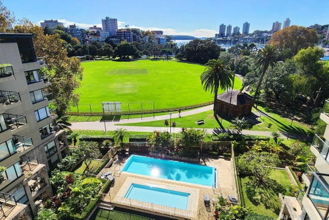 Penthouse With Private Terrace, Parking + 2 Pools - Sydney Tourism 3
