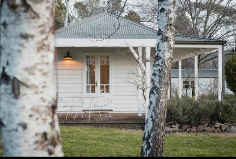 Peony Farm Pink Cottage - Sydney Tourism 0