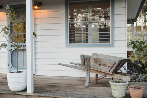 Peony Farm Green Cottage - Sydney Tourism 2