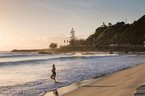 PET FRIENDLY & Super Central Retro Beach Pad! - Sydney Tourism 3