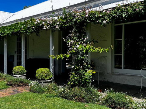 Petschel House - Sydney Tourism 2