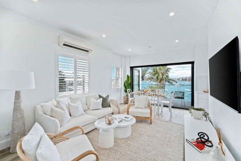 Phoenix At Palm View Collective - Sydney Tourism 0