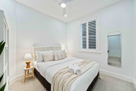 Phoenix At Palm View Collective - Sydney Tourism 3
