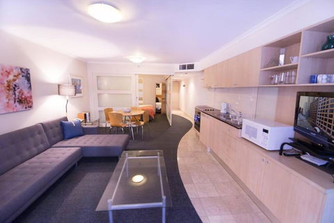PI702 - Ideally Located Sydney CBD - Sydney Tourism 0