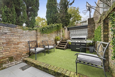 Pet Friendly Paddo Terrace - Sydney Tourism 3