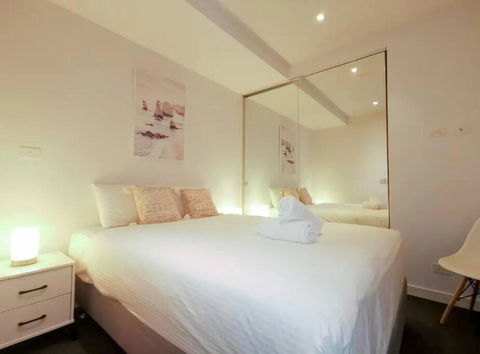 PR126-1 BR Comfy Stay Next To Station With FREE Parking - Sydney Tourism 0
