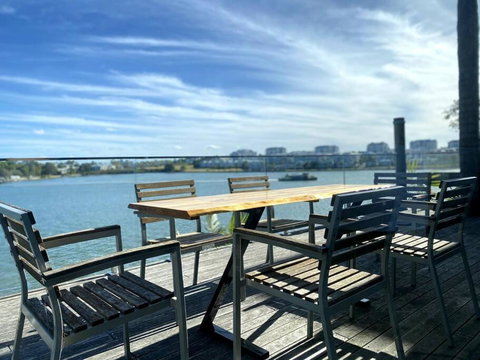Private Beach Villa On Water\'s Edge - Sydney Tourism 0
