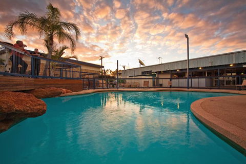 Potshot Hotel Resort - Sydney Tourism 0