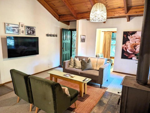Primrose Cottage - Sydney Tourism 3