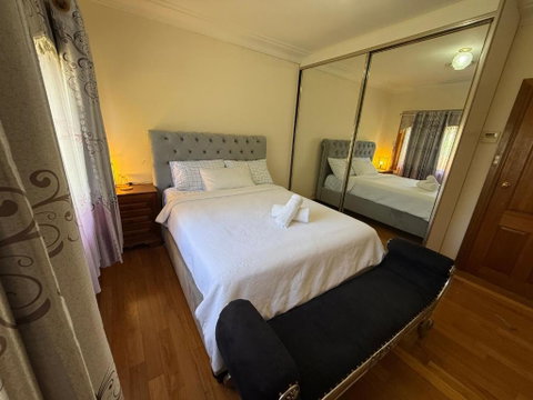 Private House - Sydney Tourism 0