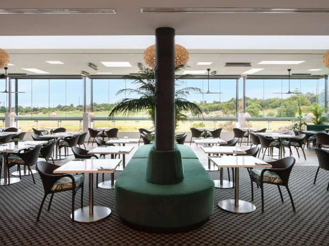 Pullman Magenta Shores Resort - Sydney Tourism 2