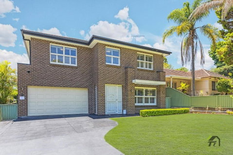 Quiet And Warm 4 Bedrooms In Hornsby - Sydney Tourism 1