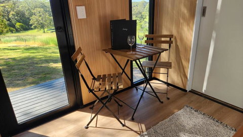 Rainbow Retreat By Tiny Away - Sydney Tourism 3