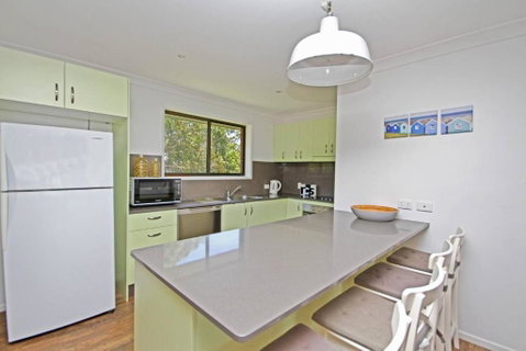 Red Door Beach House - Sydney Tourism 1