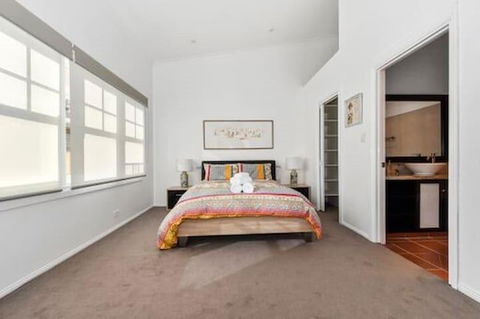 Aston On Church - Luxury Accommodation - Sydney Tourism 2