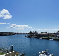 Attached Self Service Waterfront Whole Villa - Sydney - Sydney Tourism