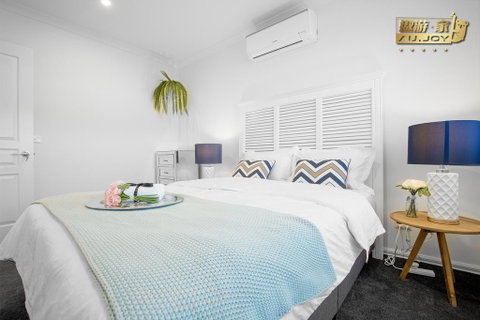 AU.JOY 3 Bed Townhouse Burwood 3 - Sydney Tourism 2