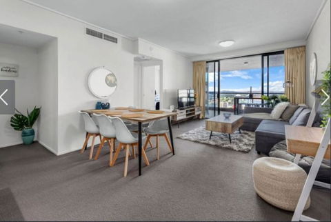 AU1 - Long Stay W Balcony RiverViews Fast WiFi - Sydney Tourism 1