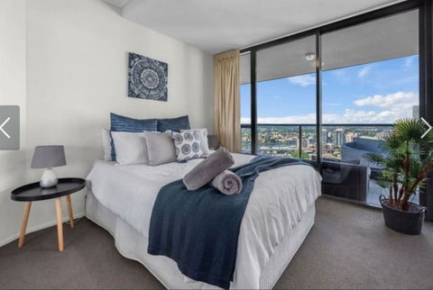 AU1 - Long Stay W Balcony RiverViews Fast WiFi - Sydney Tourism 3