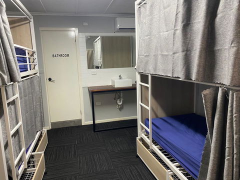 Aussie Dream Hostel - Sydney Tourism 2
