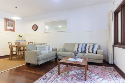 B2 Broadway Abode Close To Swan River, UWA & Hospitals - Sydney Tourism 0