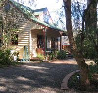 Ballarat cottages incorporating yarrowee cottage and Admirals cottage - Sydney Tourism