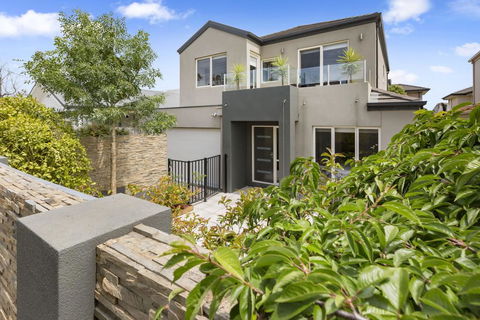 BANGALOW - MORNINGTON - Sydney Tourism 0