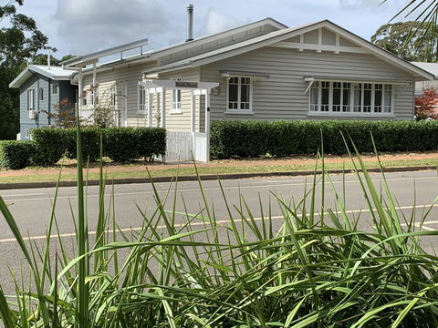 Bank House Tamborine Mountain - Sydney Tourism 0