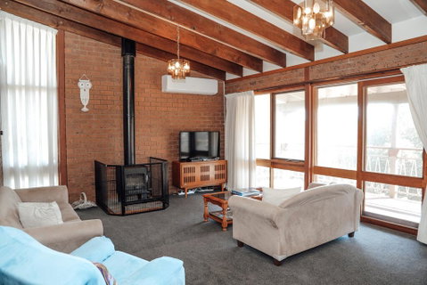 Banksia Beach House - Sydney Tourism 1