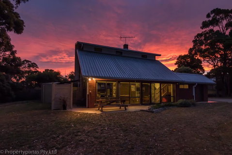 Bay Retreat Port Arthur - Sydney Tourism 3