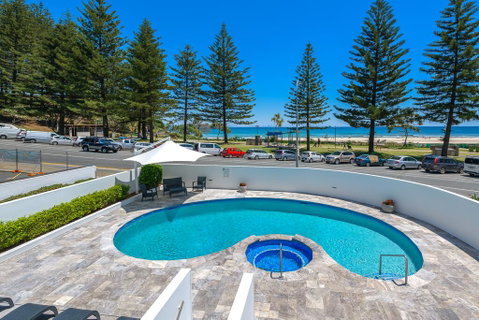 Bayview Apartments Rainbow Bay - Sydney Tourism 1