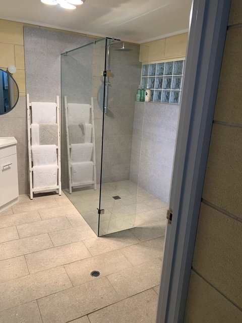 Bayview No 2 - Next To The Beach - Sydney Tourism 1