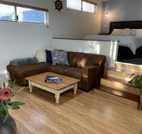Beach Charm Villa Suite - Sydney Tourism