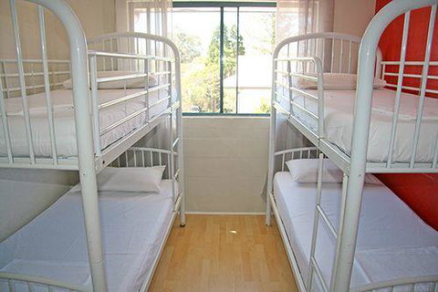 Beach Hostel Mooloolaba - Sydney Tourism 2