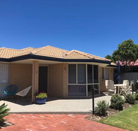 Beach House by the bay - Sydney Tourism